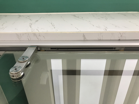 Bidirektionales pufferndes Schiebetürsystem